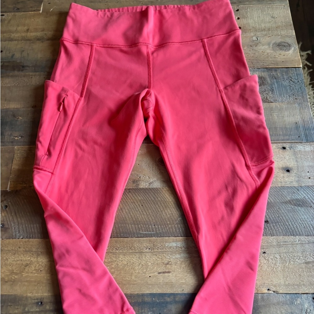 Athleta Punch Pink Crop leggings with Pockets - Picture 6 of 6